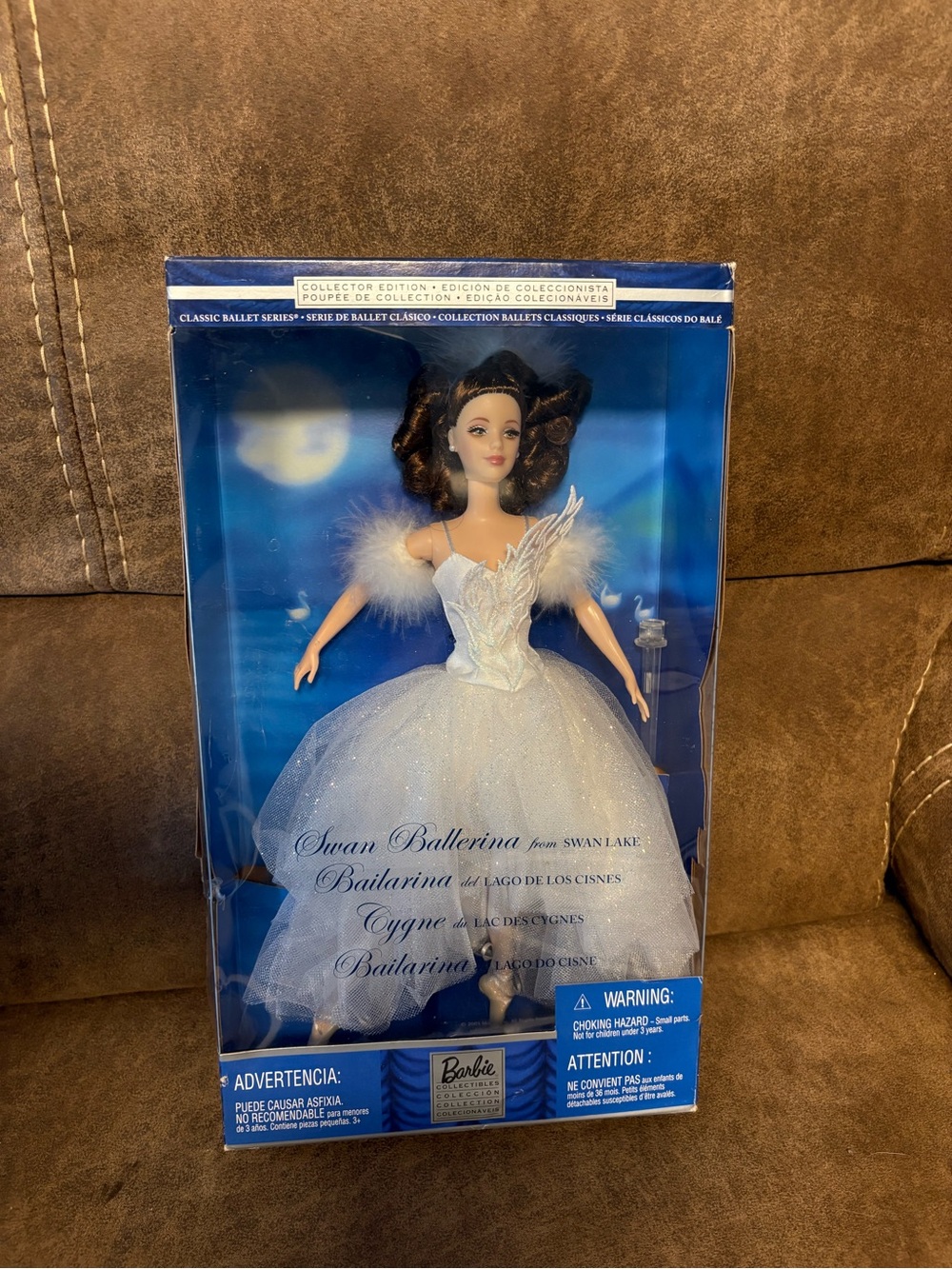 Swan ballerina Barbie